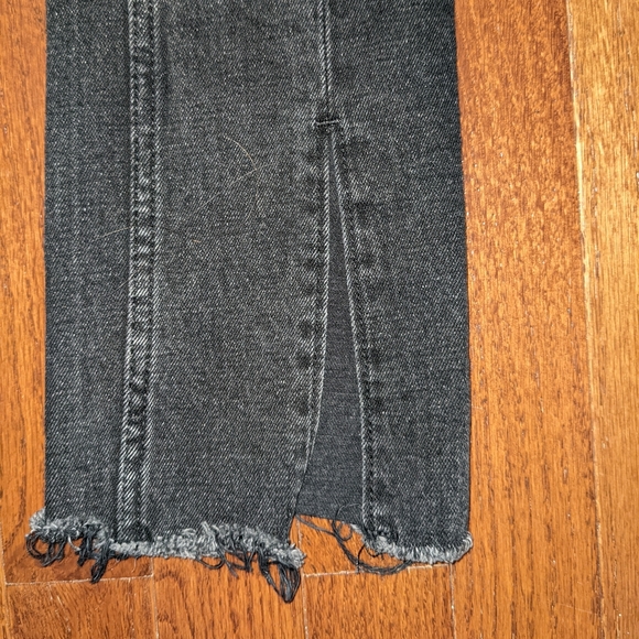 A&F SKINNY HIGH RISE JEANS WITH FRONT SLIT - Picture 3 of 3